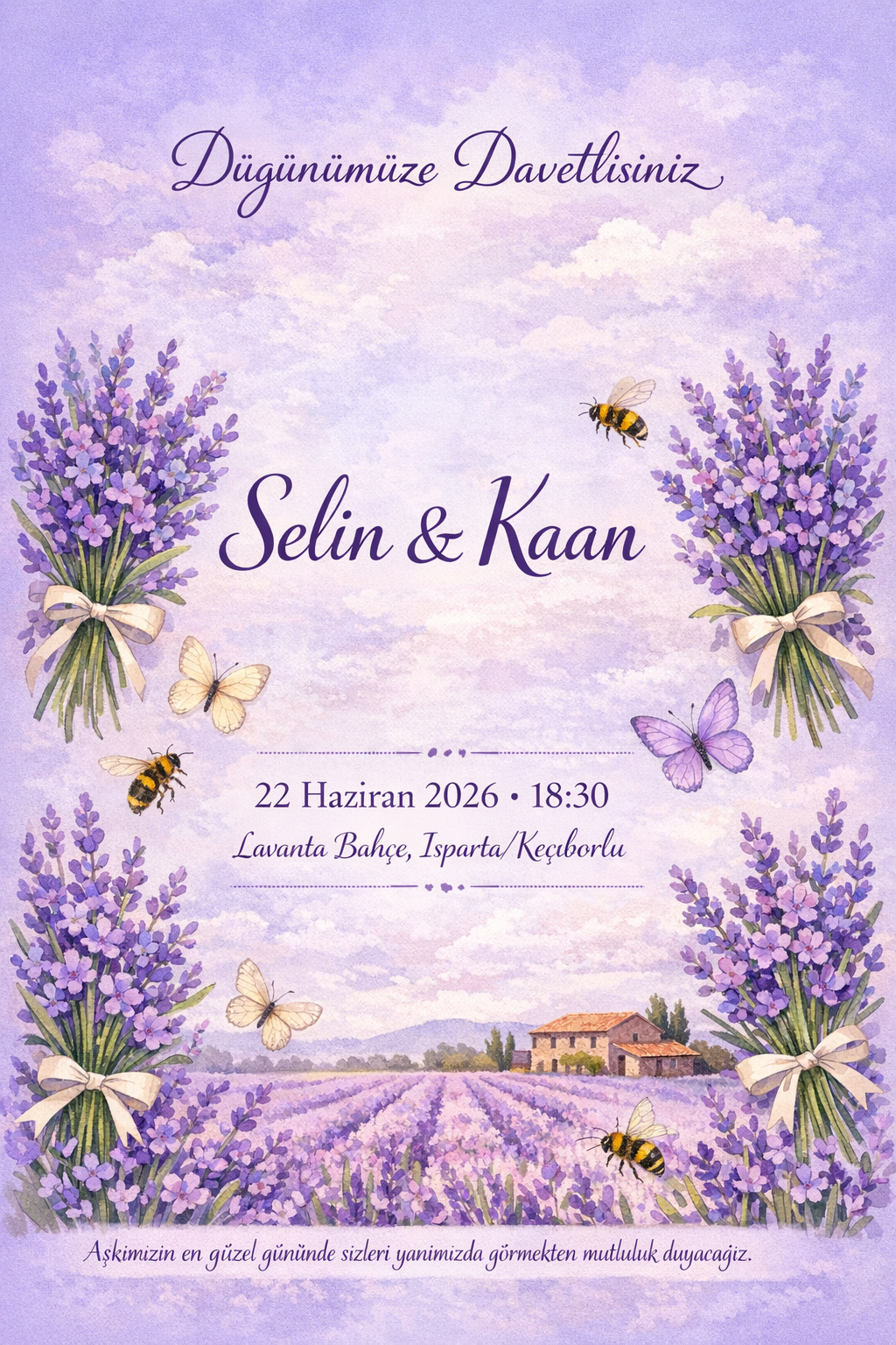 Lavanta çiçekleriyle süslenmiş mor tonlarda düğün davetiyesi